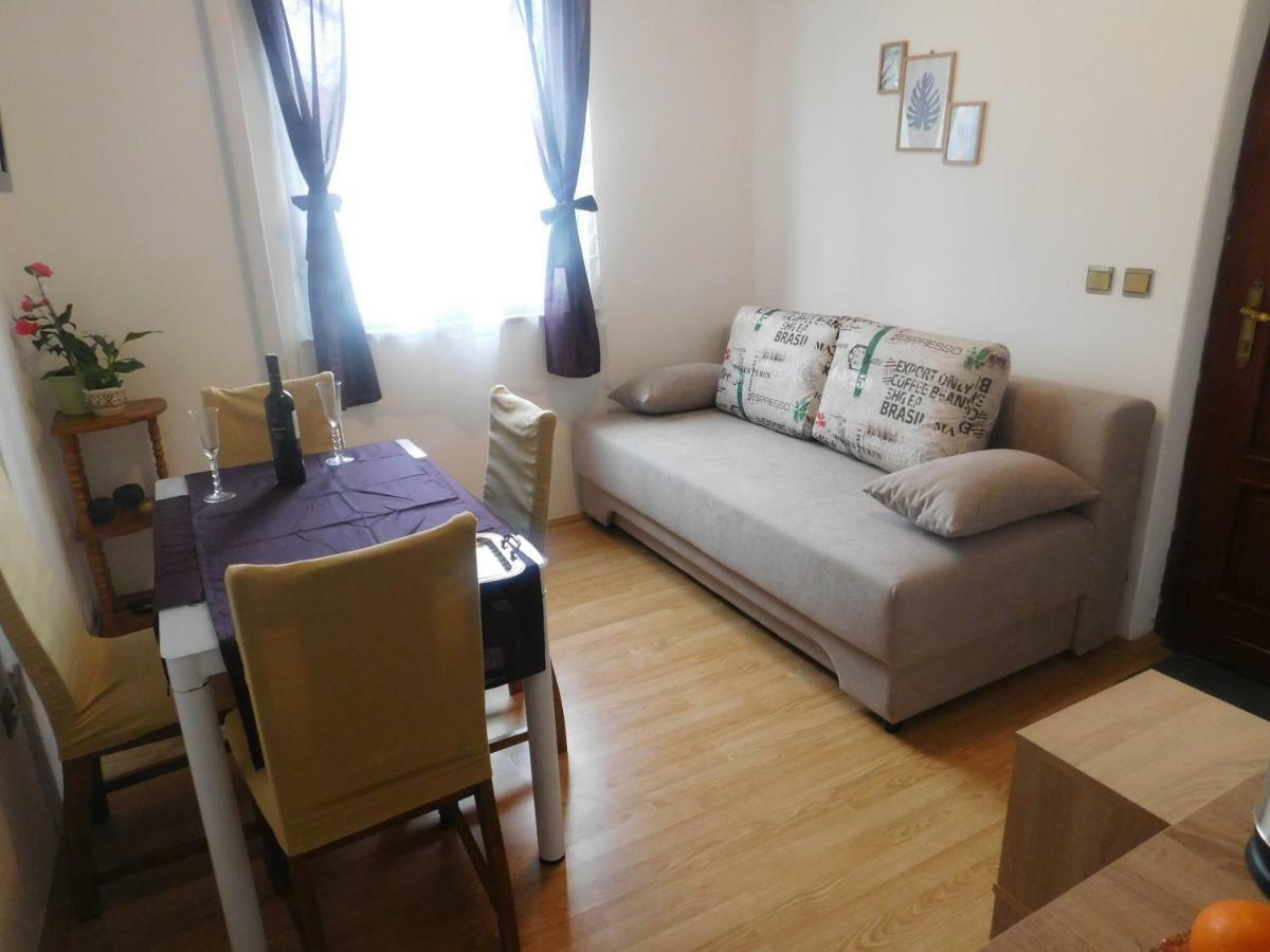 Apartment Artusi Pula Eksteriør billede