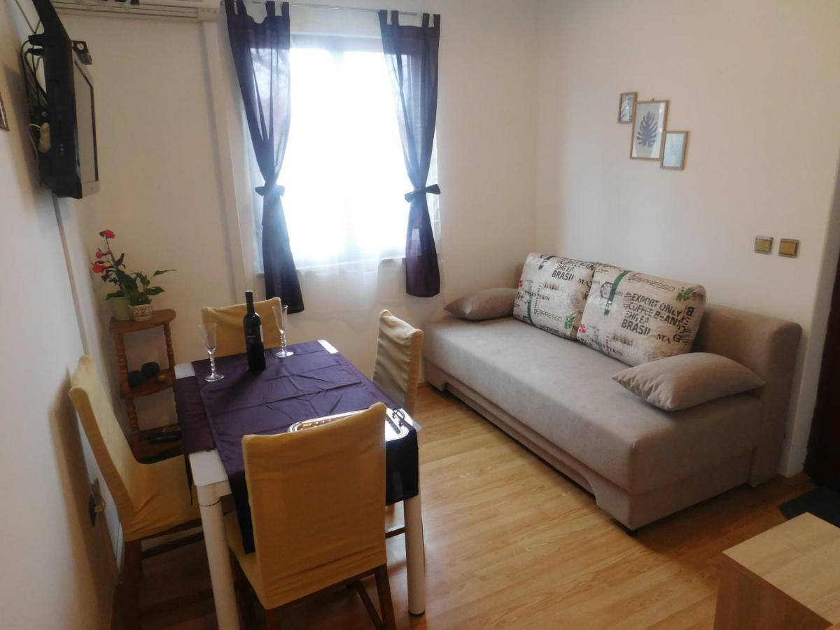 Apartment Artusi Pula Eksteriør billede